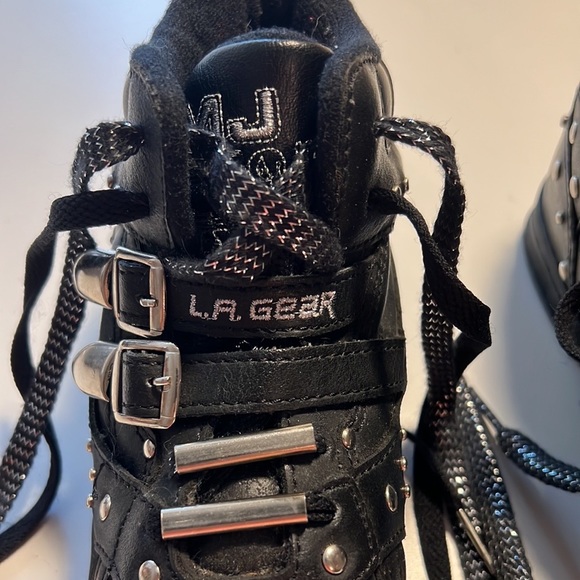 Vintage Michael Jackson Shoes by LA Gear (personal collection) - Picture 8 of 8